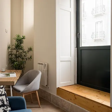 Arroios Urban With Mezzanine