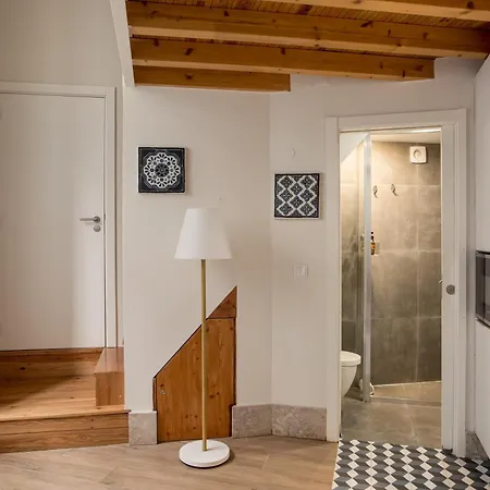 Arroios Urban With Mezzanine Lisboa