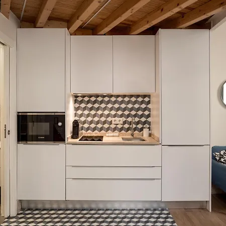 Arroios Urban With Mezzanine Daire